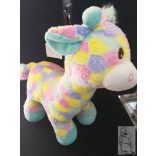 SZIVÁRVÁNYOS ZSIRÁF,50cm MAGAS